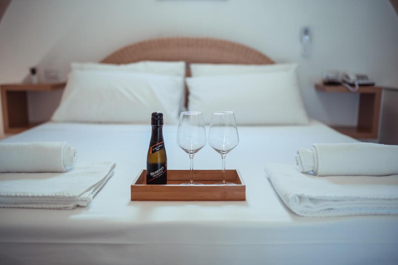 Gradelle San Nicola Bed & Breakfast Matera Exterior photo